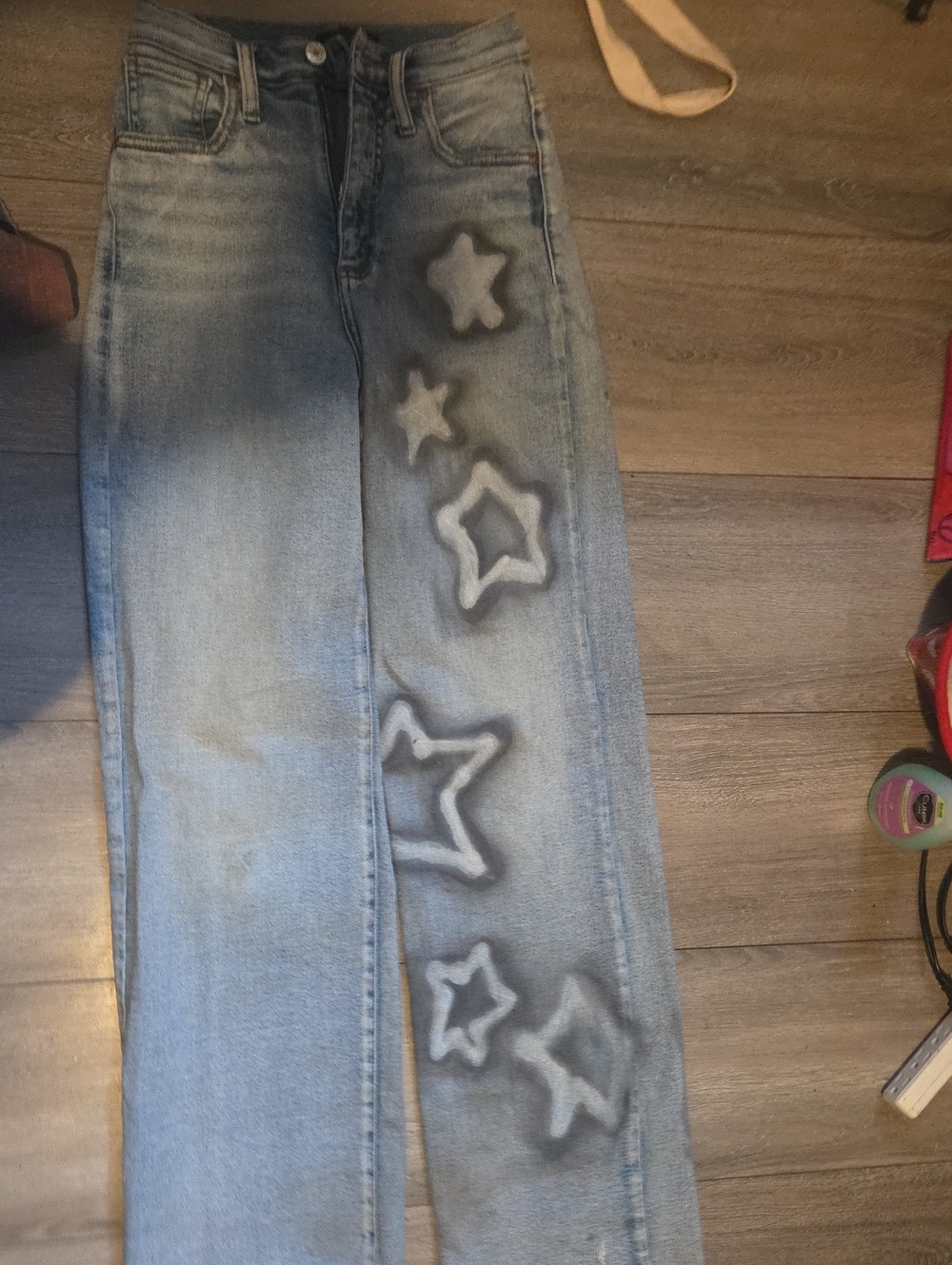 Light Blue Women's Star-Print Jeans